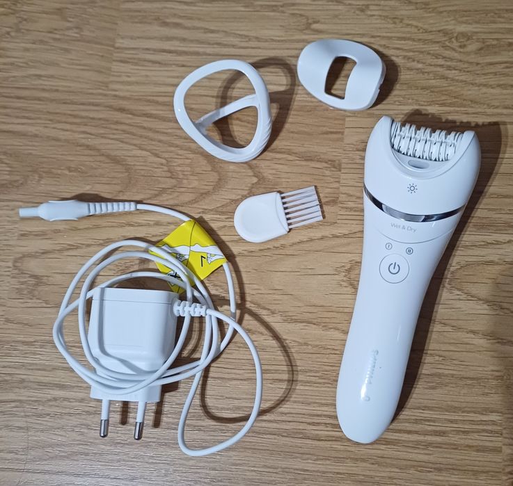 Епилатор Philips, Epilator Series 8000 с пинсети