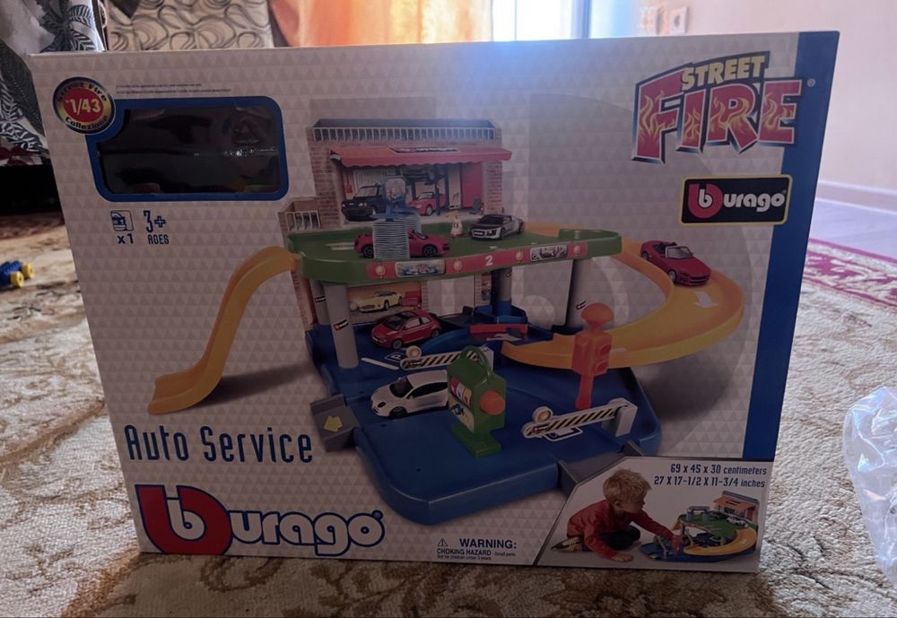 Нова автомивка само разопакована