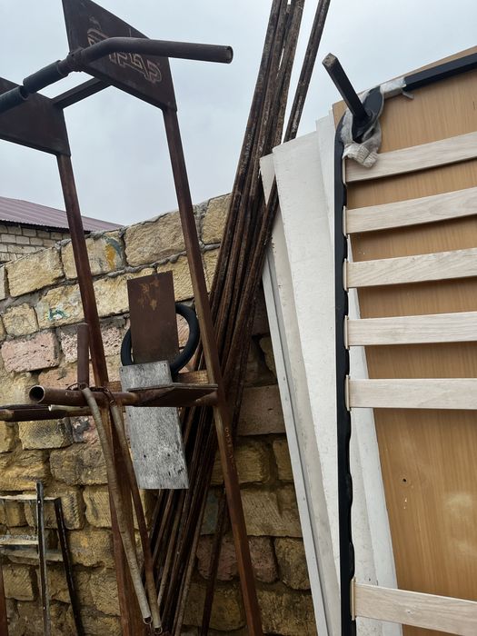 Шестигран и пруд сом темир