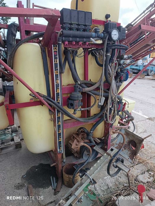 Mașină de erbicidat MET Hardi