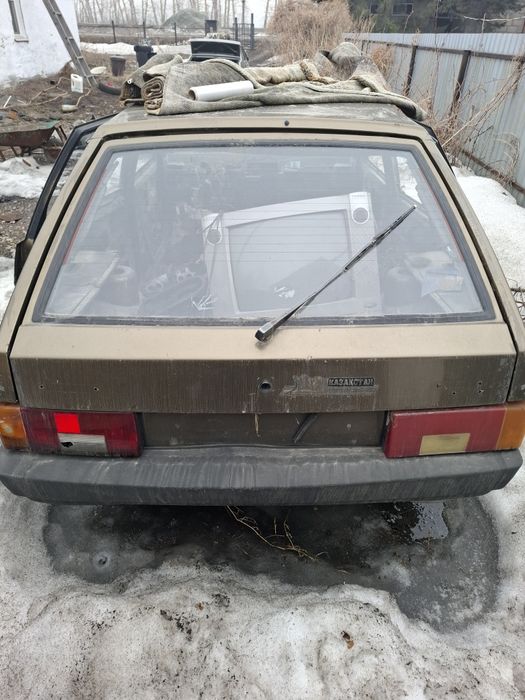 ЗАПЧАСТИ (двери,сидения,бампера)