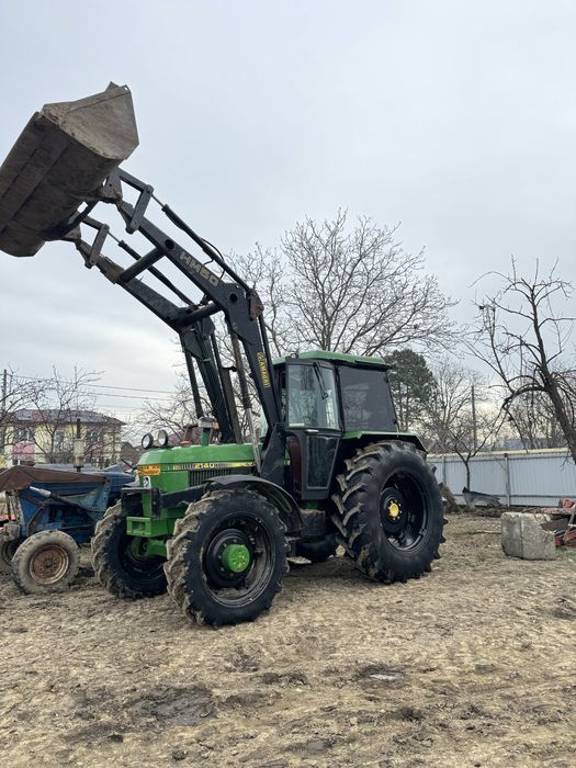 John Deere 2140 cu incarcator