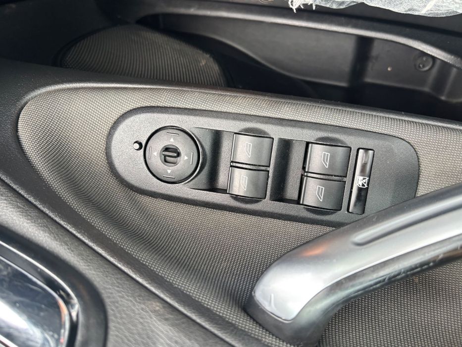 Autoturism Ford Galaxy