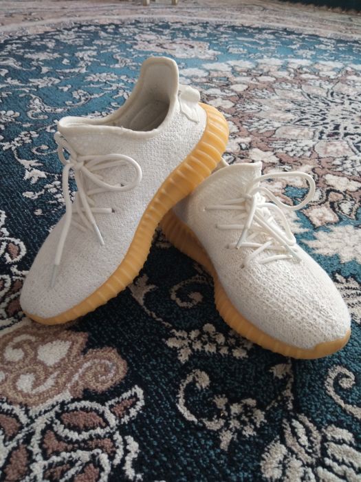 Кросовки   изики