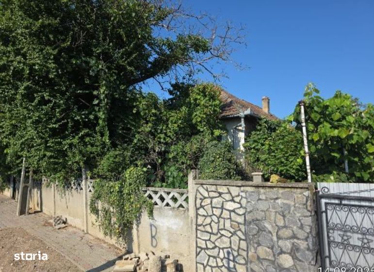 Cota de 3/64 Casa si teren com. Cizer, str. Principala,  jud. Salaj