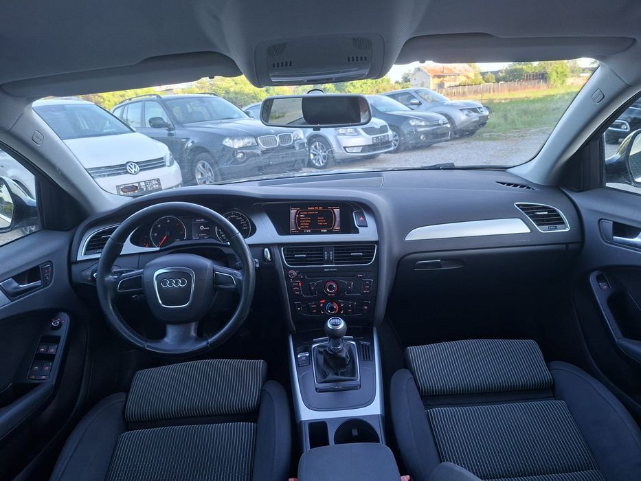 Audi A4 B8, 2009, 2.0d~143 Cp/Navi/Klima/Xenon/Led