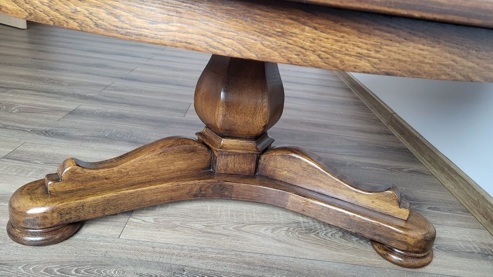 Masa veche Castle Furniture