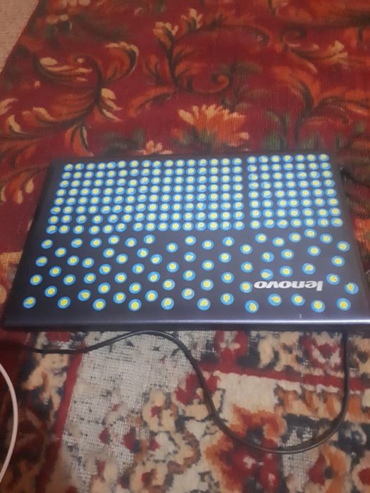 Ноутбук продаётся