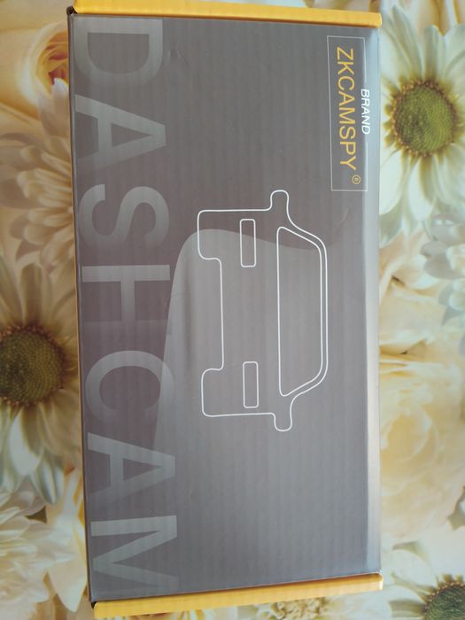 Чисто нов видео регистратор за кола с три камери