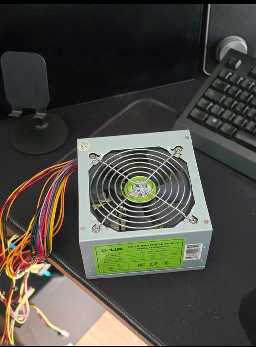 Sursa Deluxe ATX-550W P4