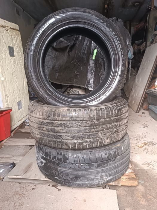 Продам БУ шины 17 летние