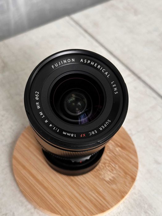 Obiectiv foto Fujifilm XF 18mm f/1.4 R LM WR