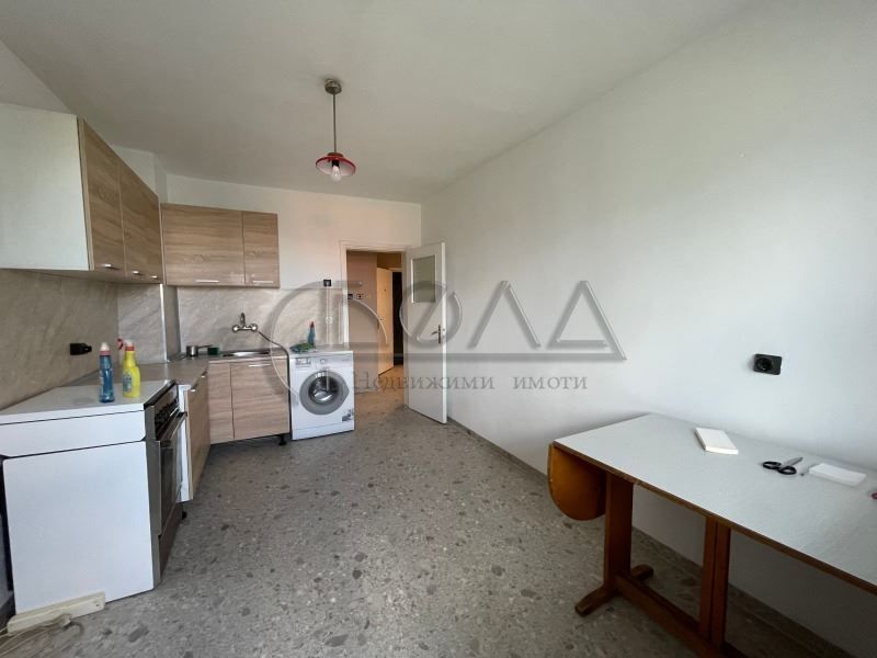 Продава се Тристаен апартамент в София, Младост 1 - 85 кв.м за 2400 €/кв.м - Снимка #3