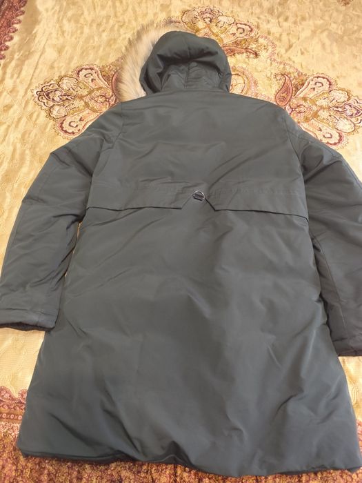 Продам женскую парку