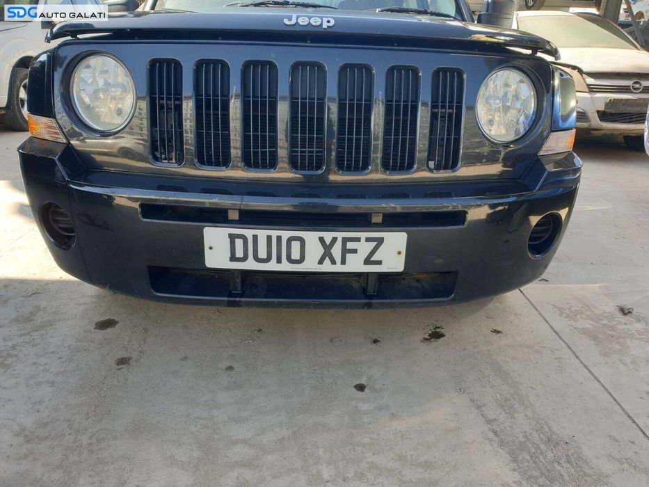 Bara Spoiler Fata Completa cu Grila Emblema Jeep Patriot 2007 - 2016 [Q1700]