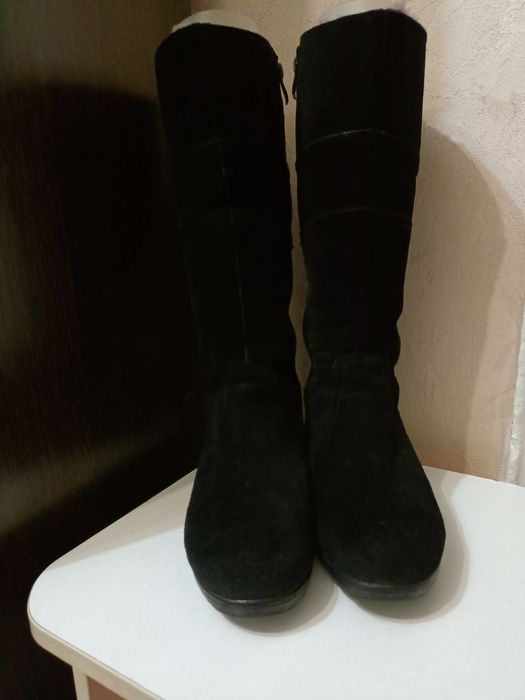 Замшевые сапоги женские