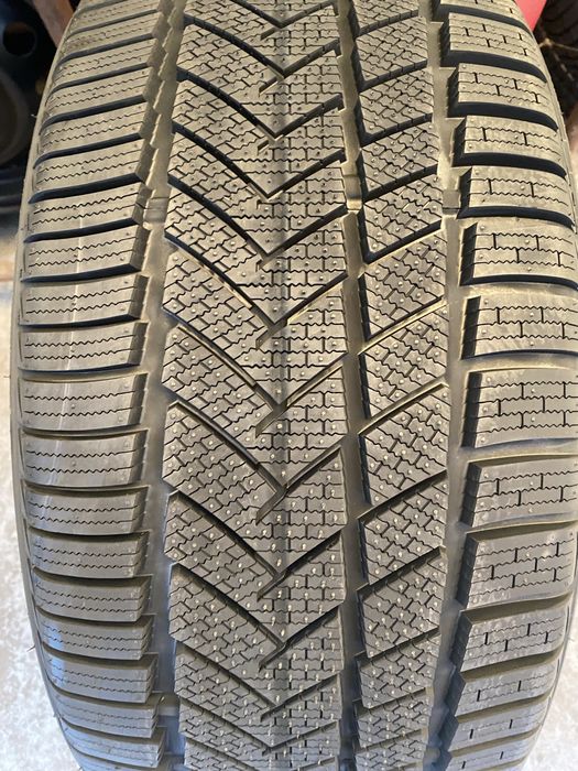 vand anvelope de iarna 235/45/17 Sunny