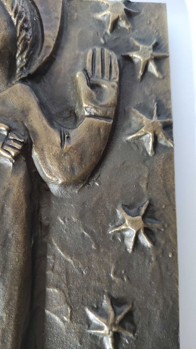 Старо масивно бронзово пано  Св.Богородица и Младенеца