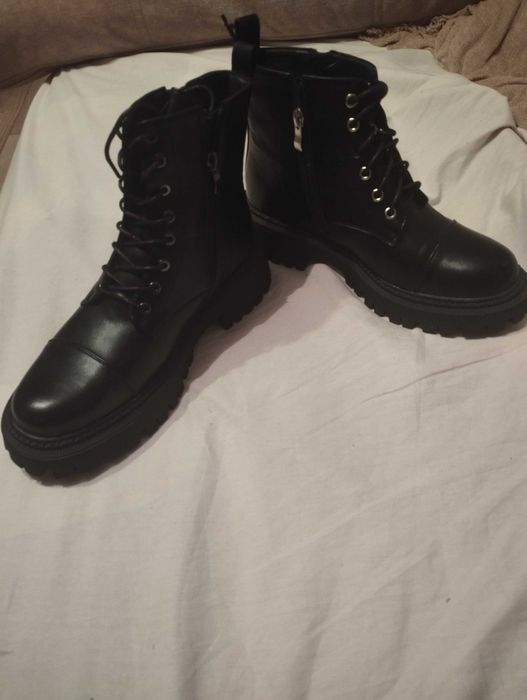 Продам ботинки-сапоги, женские.