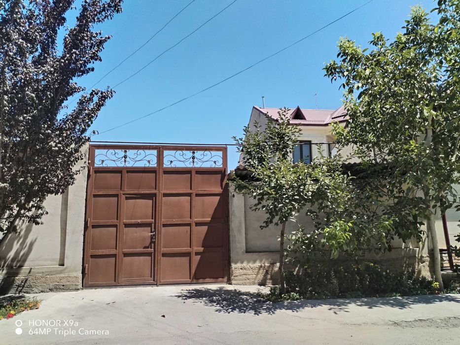 Участка 3 сотукли ер сотилади 2 хонаси билан