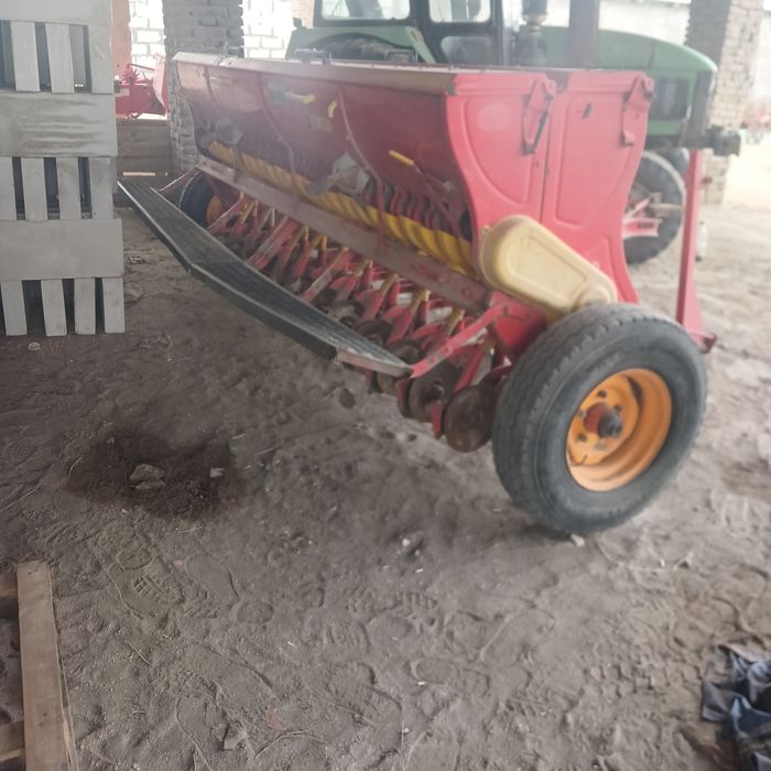 Bir qoʻlda ishlagan soz xolda