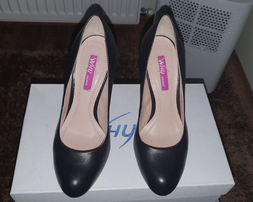 Pantofi cu toc din piele neagra Why Denis