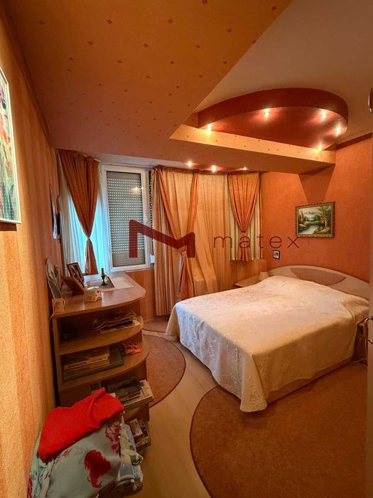 Продава се Тристаен апартамент в Варна, Чайка - 125 кв.м за 3920 €/кв.м - Снимка #14