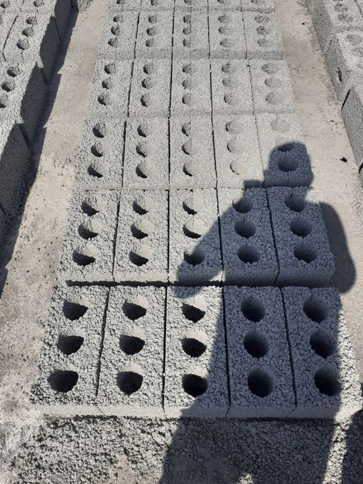 Шлакаблоки качественные.