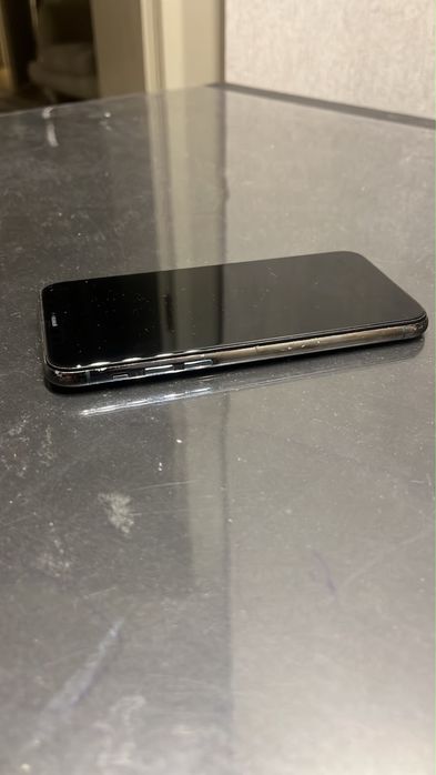 Продам iPhone 11 Pro 64 GB