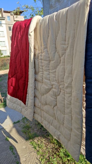 Продавам ВЪЛНЕНИ юргани и тъкани покривки, нови