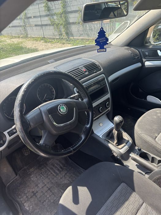 Vand bord complet skoda octavia 2 facelift