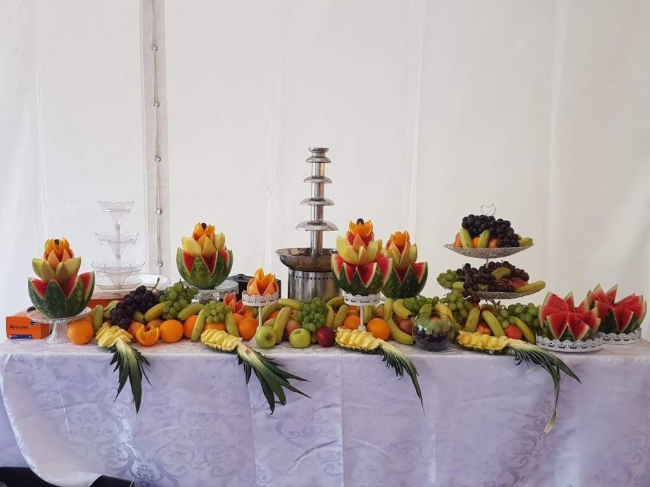 Fantana de ciocolata cu sau fara bar de fructe