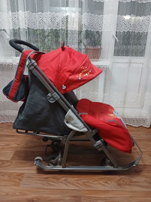 Продам санки коляску