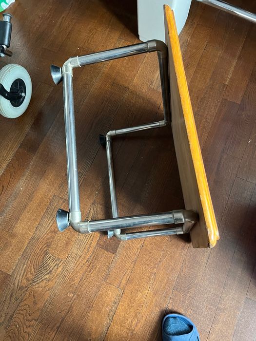 Dulap din mdf, Masuta mdf ,mocheta pt  exterior noua