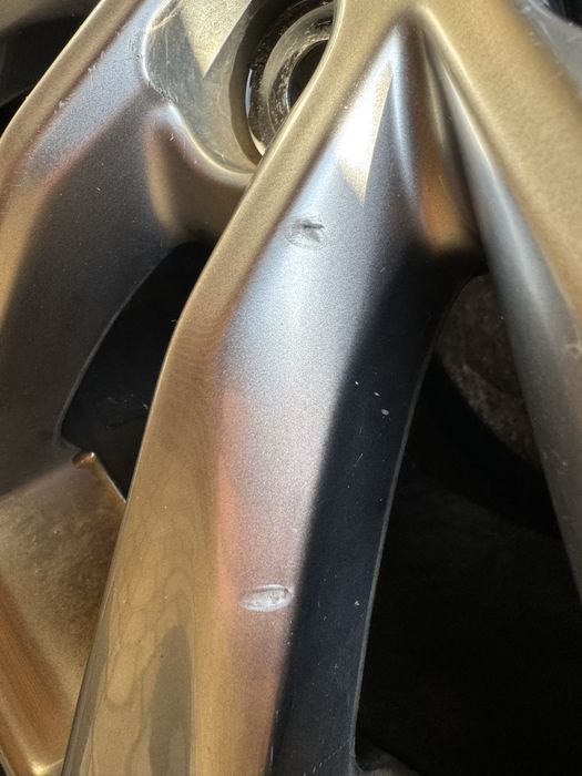 1 диск на Камри 55 американец XLE.