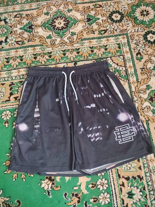 Продам шорты erick emanuel