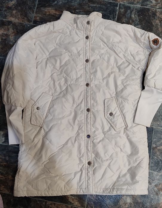 Продам праздничн платья 2000