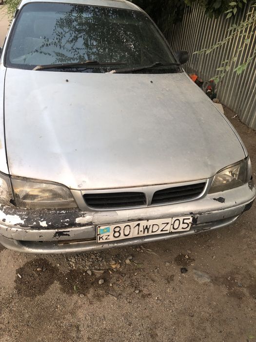 Продам автомобиль тойота карина