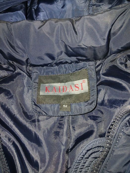 Яке в тъмносин цвят