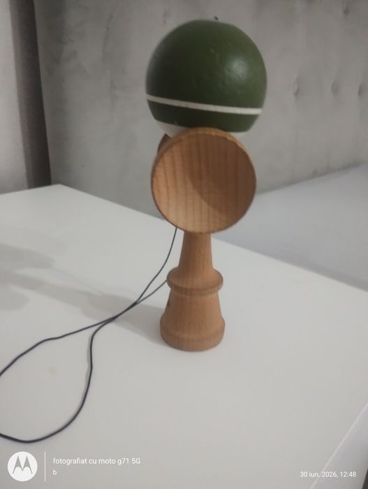 Vând kendama sweets broken shape tracker Army