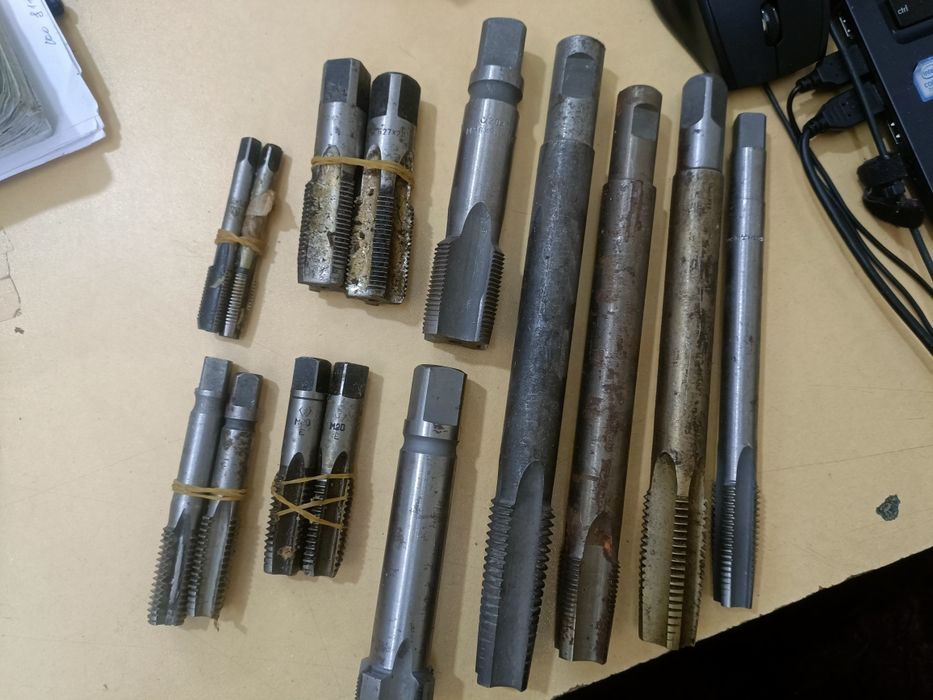 Метчики разных размеров