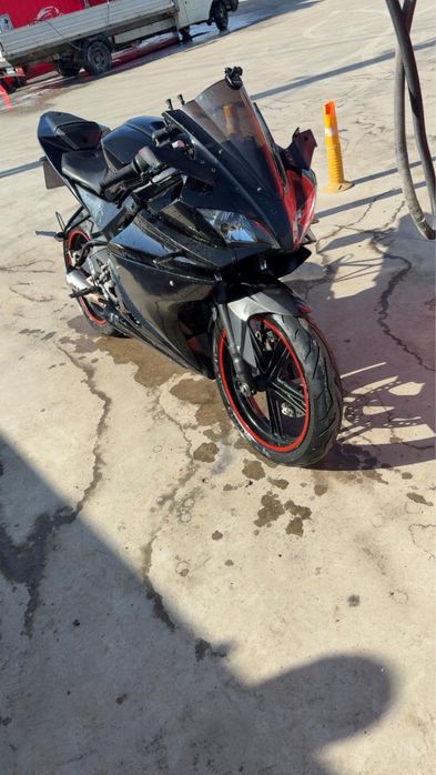 Vand yzf r125 an 2009