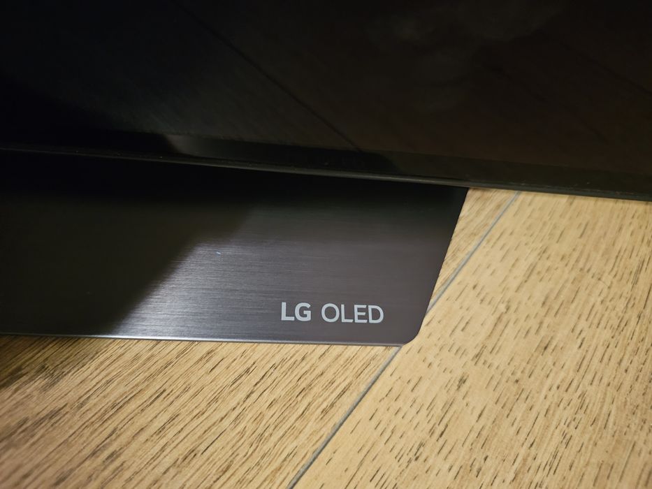 Vând LG OLED 65C9PLA 65" 4K Ultra HD