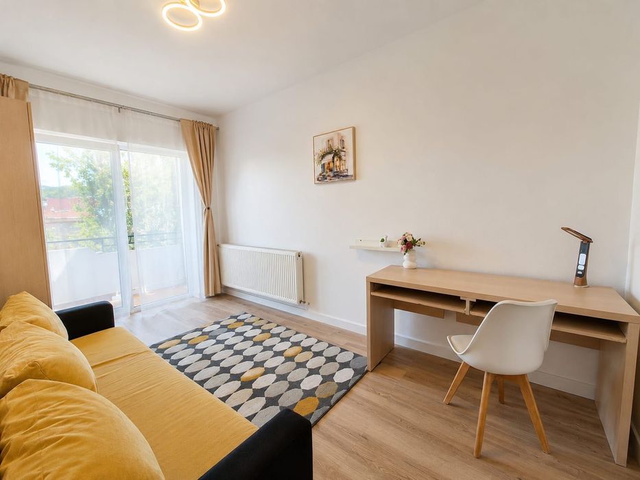 Închiriez apartament