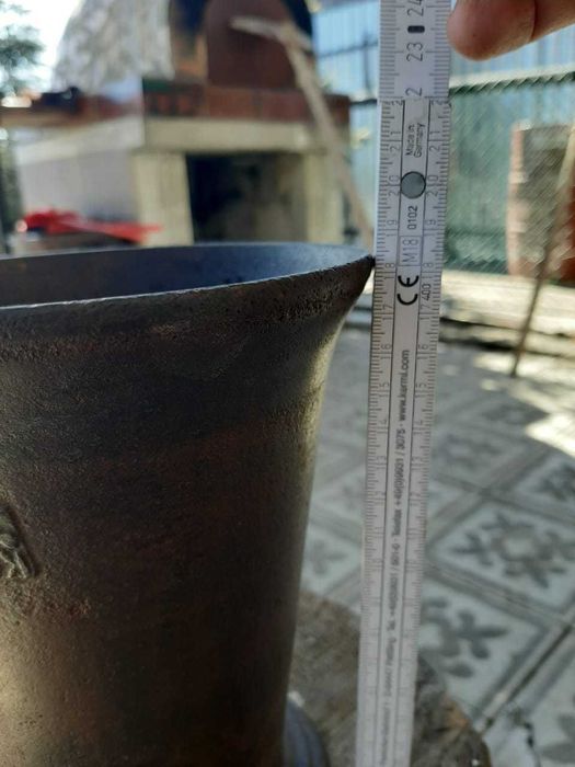 Ступка чугунная большая.