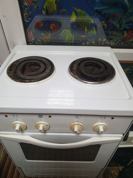 Продам электроплиту