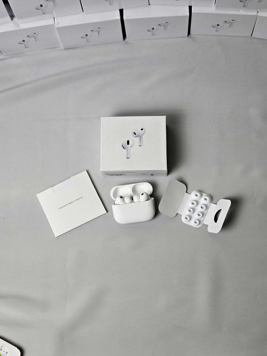 Casti AirPods Pro 3, noi si sigilate