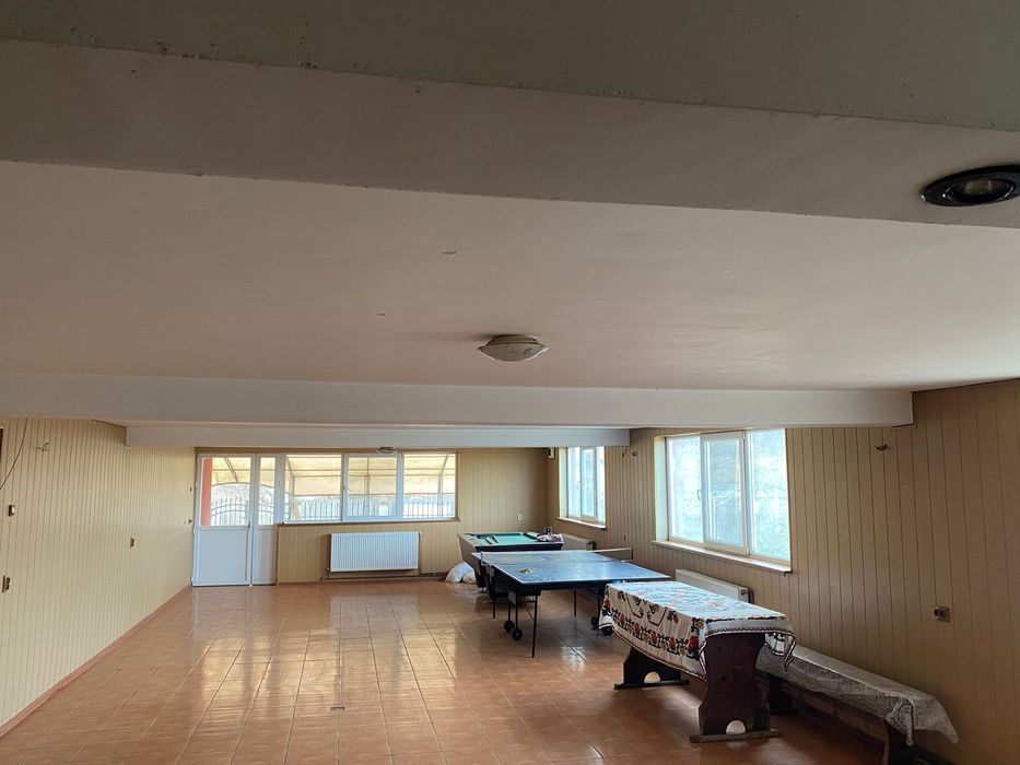 Spatiu comercial - 5 km mun. Dragasani