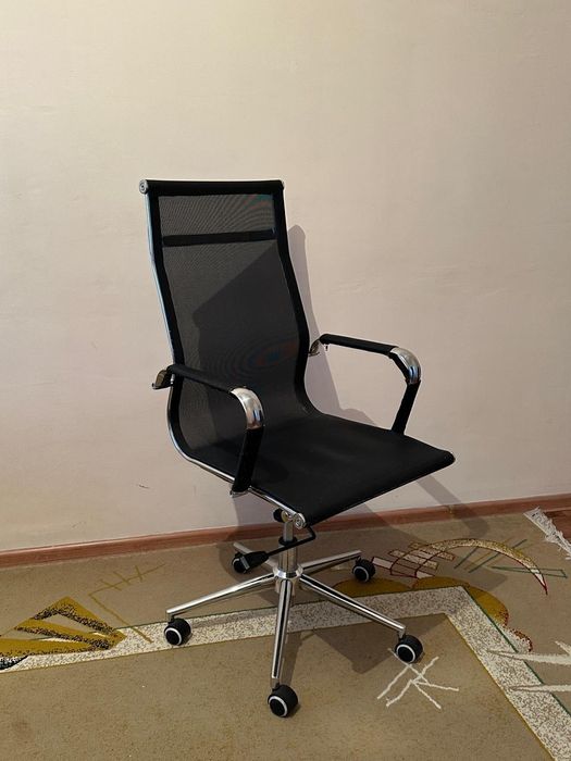 Продам кресло Zeta

Продаю стильное и удоб