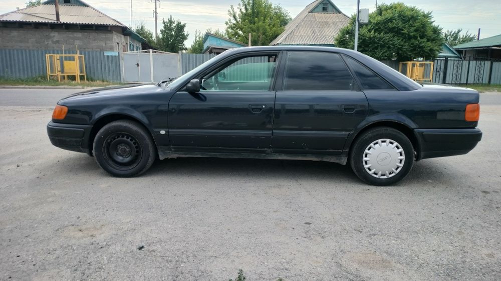 Продам Audi C4 100
